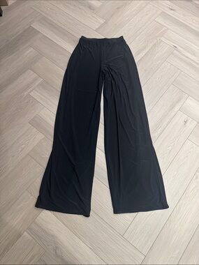 PrettyLittleThing Black Wide Leg Women's Pants